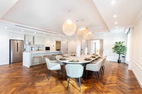 Open plan luxury dining and kitchen