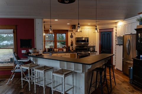 Kitchen counter seating
