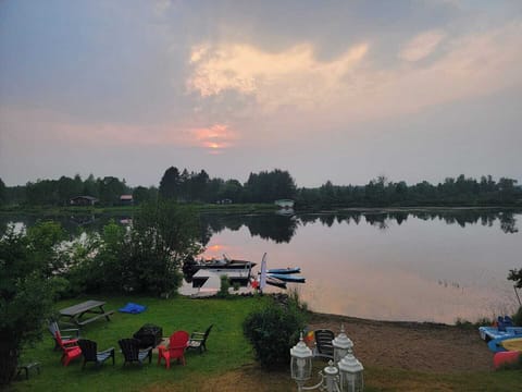 Vue sur le lac, à partir du patio
