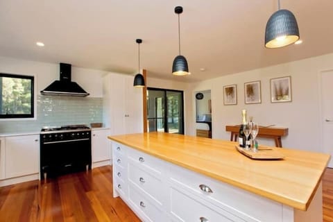 70b97997 00d0 4ca9 831f bb103caae4d2