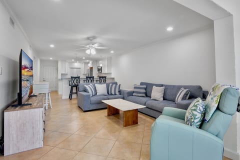 Sunset Royale 106 by Tropical Sands Accommodations