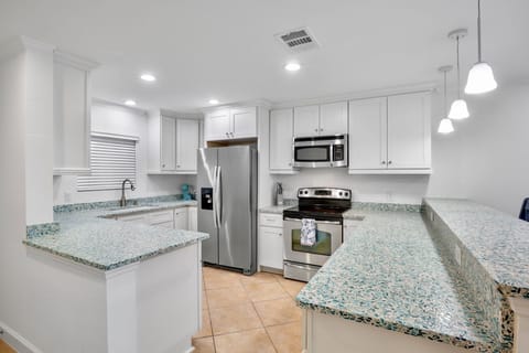 Sunset Royale 106 by Tropical Sands Accommodations