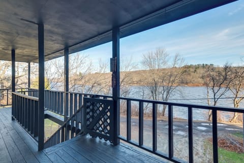 Private Balcony | 2nd-Floor Unit | Pet Friendly w/ Fee | Downtown Location