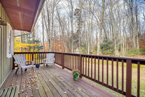 Killington Vacation Rental | 2BR | 1BA | Stairs Required | 750 Sq Ft