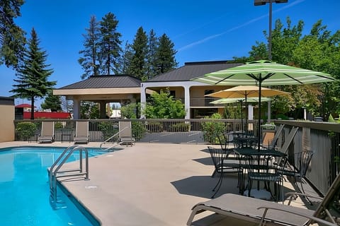 Sip morning coffee poolside with plenty of outdoor seating.