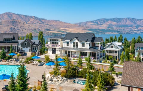 Chelan Landing with Lookout Tower!