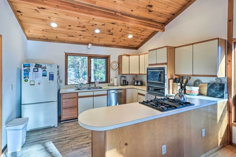 Kitchen | Coffee Maker | Toaster