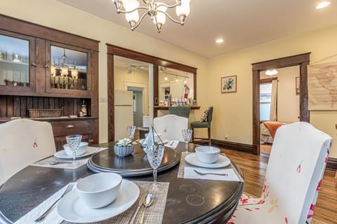 A cozy dining space to share delicious meals and great conversation.