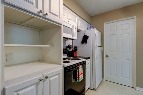 Open shelves for storage