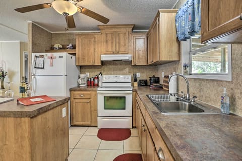 Kitchen | Coffee Maker | Crockpot | Complimentary Spices