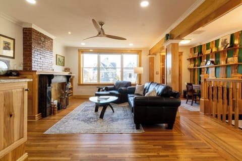 Spacious two bedroom newly renovated property, decorated with one-of-a-kind antiques.
