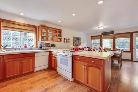 Kitchen at Saltwater Snug