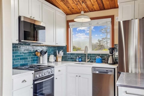 Kitchen at Little Caper