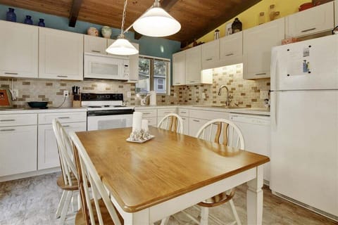 Kitchen at The Shell