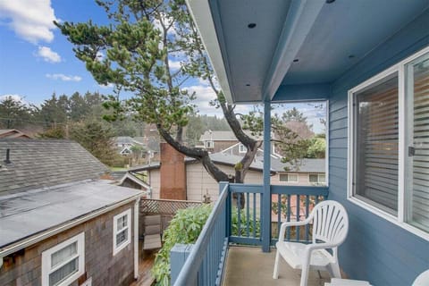 Deck at Sandcastle 606