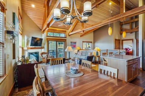 Dining Area at The Lodges C1