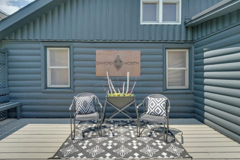 Deck | Waterfront Location