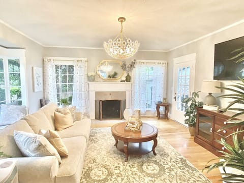 Beautiful area to stay and have small talks with your friends and family around the fireplace or game time!