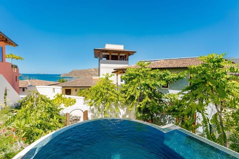 Private plunge pool