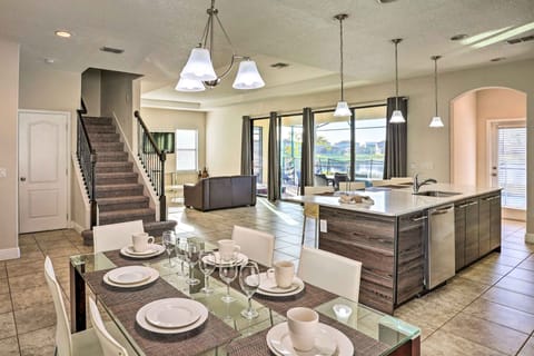 Haines City Vacation Rental | 4BR | 4.5BA | 2,537 Sq Ft | Step-Free Access