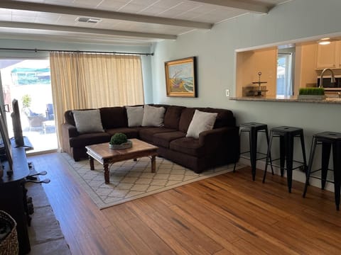 Relax in this cozy Ashely sectional 