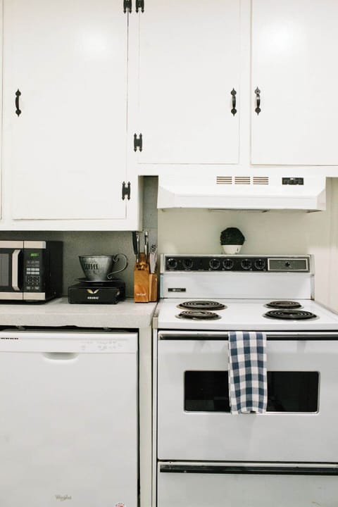 Fully loaded kitchen
