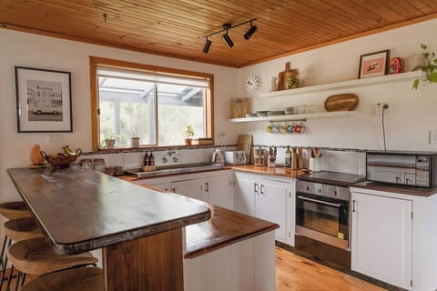 Large kitchen with everything you need