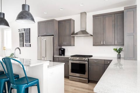 53f7b99d 5ee9 4d54 9a9e bfad857d8f0a