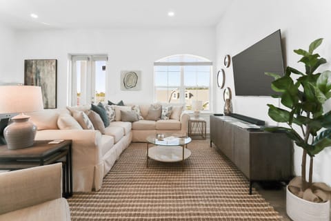 Welcome to Gulf Place Residences #307 - Gulf Coast Time