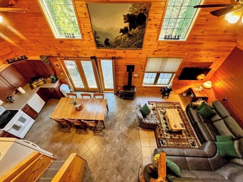 Bear Den (center unit) - Overlook the main living areas (living room, kitchen/dining) from the loft