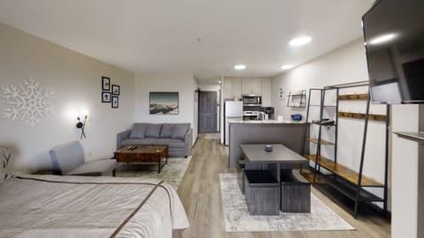 Home Decor, Living Room, Indoors, Furniture, Couch