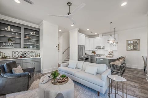 Modern Coastal Ambiance 