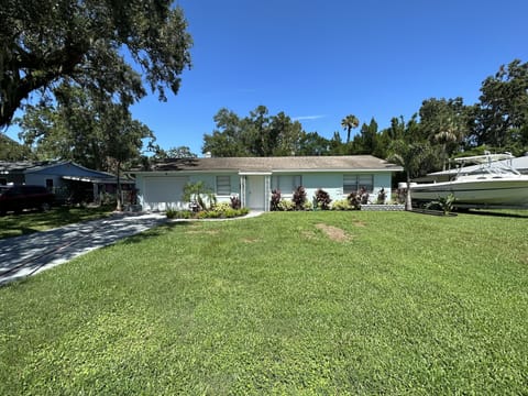 637 Ball Street Front