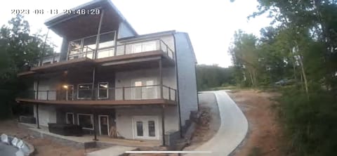 Timber Ridge - Back of house facing lake