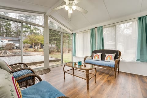 Arden Vacation Rental | 2BR | 1BA | 720 Sq Ft