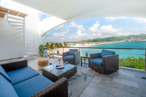 Enjoy spectacular ocean front living! 
