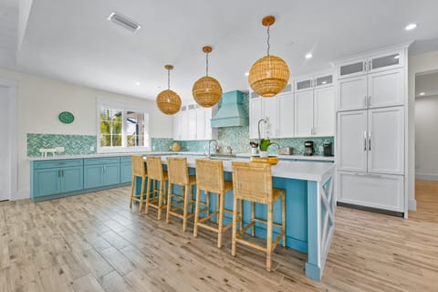 Breakfast Bar Seating