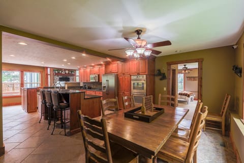 Flooring, Floor, Hardwood, Indoors, Dining Room