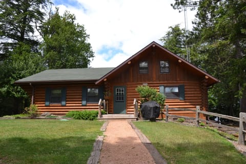 Log Home- Road side