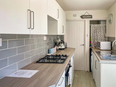 Kitchen | Gwens House, Weymouth
