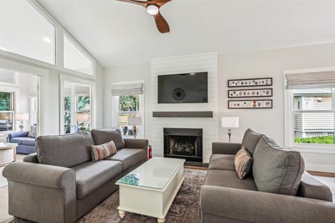 Beautiful 5 Beachside Drive in Sea Pines