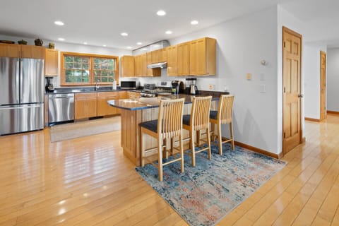 Updated kitchen with new stainless appliances