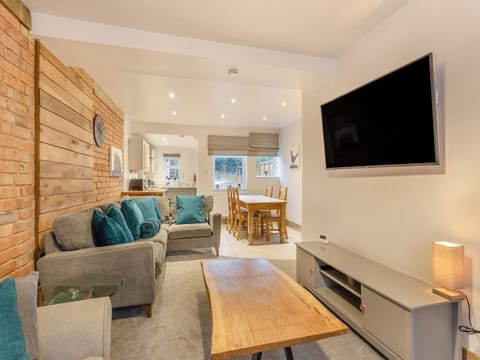 Open plan living space | Kings Retreat, Oakham