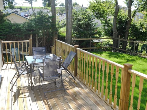 Sitting-out-area | Tegen, Tywardreath, nr. Fowey