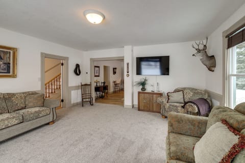 Stevensville Vacation Rental | 4BR | 2BA | Step-Free Access | 2,350 Sq Ft