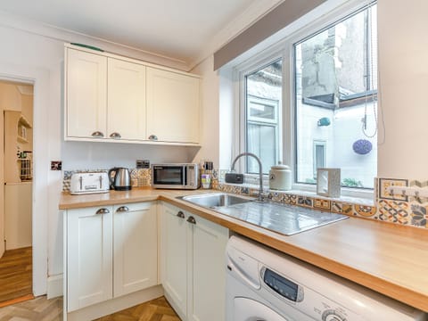 Kitchen | Coquet Cottage, Amble