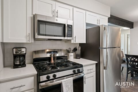 Fully equipped kitchen with all the essentials plus dishwasher