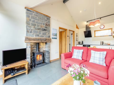 Open plan living space | Wern Ddu Cottage, Penybontfawr, near Oswestry