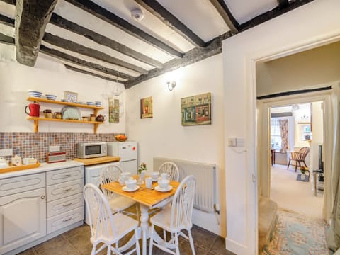 Kitchen | The Old Sweet Shop, Richmond