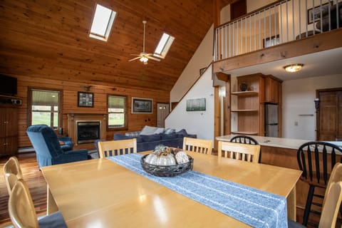 Dining table with seating for 6 plus more at the counter